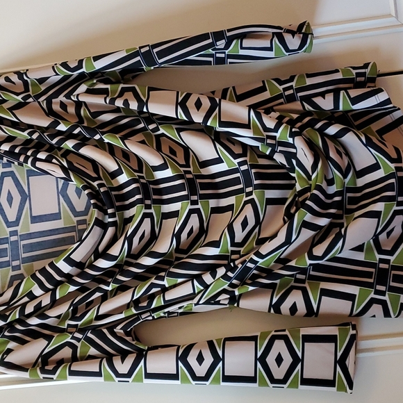 Colorful blouse - Picture 3 of 3